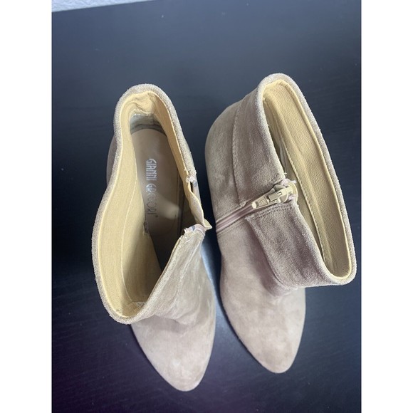 Gianni Gregori Beige Tan Ankle Suede boots With 3 Inch Heel Size 7.5-8.5 Booties - Picture 15 of 15